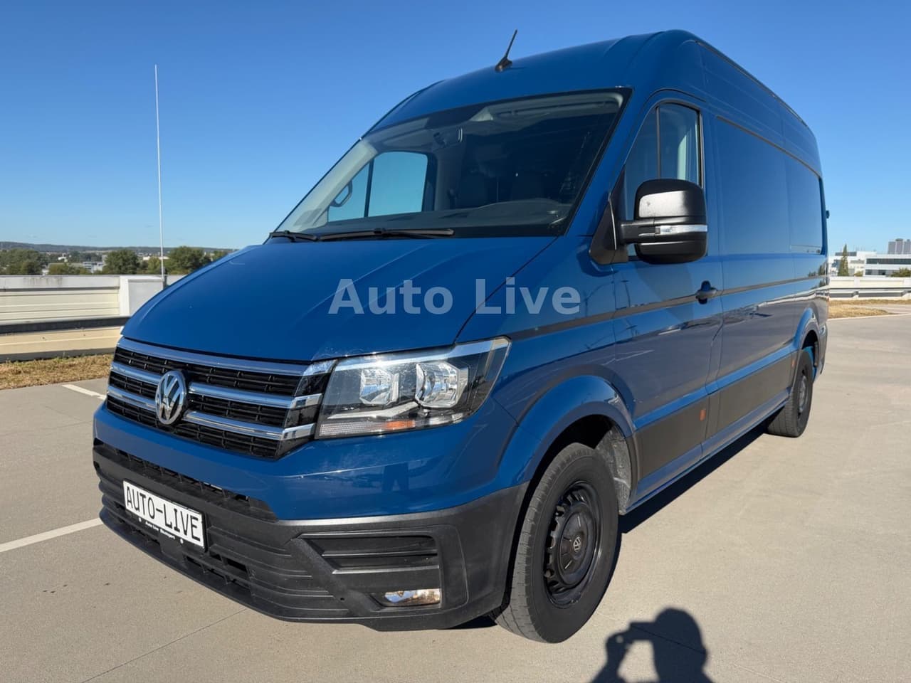Volkswagen Crafter 35TDI*MITTEL-HOCH*KLIMA*STANDHEIZUNG*AHK — slika 1