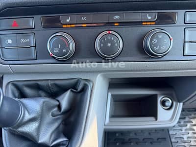 Volkswagen Crafter 35TDI*MITTEL-HOCH*KLIMA*STANDHEIZUNG*AHK — slika 10