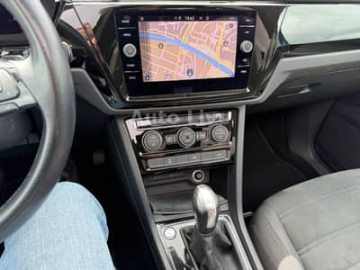 Volkswagen Touran 2.0 TDI*7-STZ*DSG*VIRT*PANO*NAVI*LED*KAME — slika 20