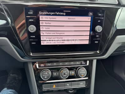 Volkswagen Touran 2.0 TDI*7-STZ*DSG*VIRT*PANO*NAVI*LED*KAME — slika 23