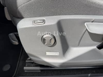 Volkswagen Touran 2.0 TDI*7-STZ*DSG*VIRT*PANO*NAVI*LED*KAME — slika 25