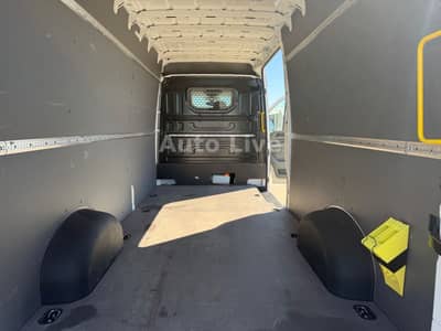 Volkswagen Crafter 35TDI*VIRTUAL*MAX-HOCH-LANG*KLIMA*KAMERA — slika 31