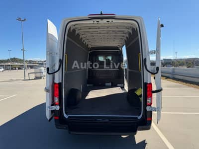 Volkswagen Crafter 35TDI*VIRTUAL*MAX-HOCH-LANG*KLIMA*KAMERA — slika 32