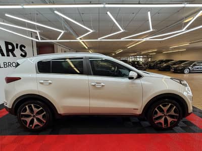 Kia Sportage GT-Line 4WD/Navi/Xenon/Leder/PANO/TOP — slika 6