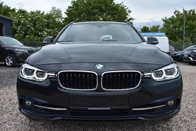 BMW 320i Touring Sport Line Sportautom.AHK LED Pano — slika 7