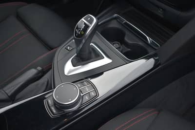 BMW 320i Touring Sport Line Sportautom.AHK LED Pano — slika 24