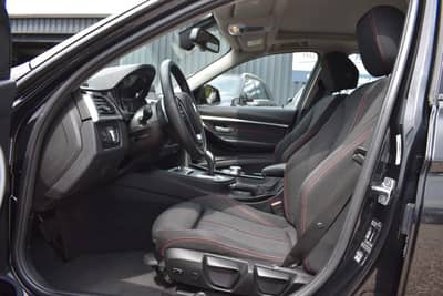 BMW 320i Touring Sport Line Sportautom.AHK LED Pano — slika 11