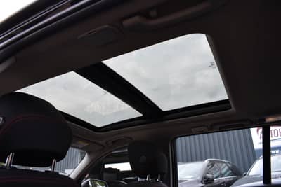BMW 320i Touring Sport Line Sportautom.AHK LED Pano — slika 30
