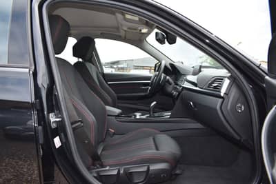 BMW 320i Touring Sport Line Sportautom.AHK LED Pano — slika 10