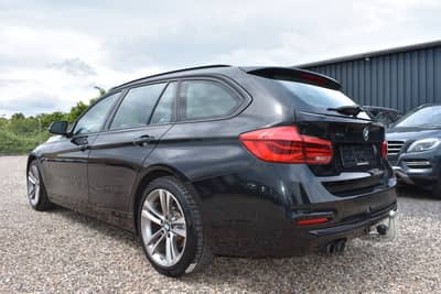 BMW 320i Touring Sport Line Sportautom.AHK LED Pano — slika 4