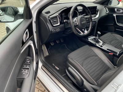 Kia Ceed GT Line Tempo/AHK/Assistenz/CarPlay/Kamera — slika 6