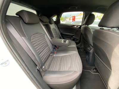 Kia Ceed GT Line Tempo/AHK/Assistenz/CarPlay/Kamera — slika 15
