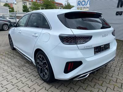 Kia Ceed GT Line Tempo/AHK/Assistenz/CarPlay/Kamera — slika 4