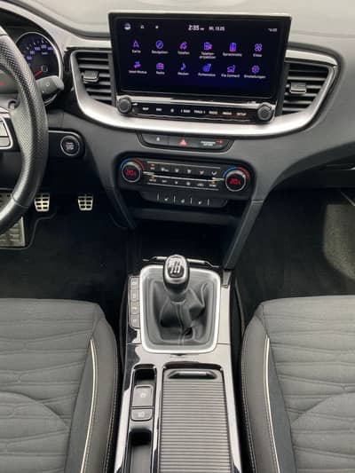 Kia Ceed GT Line Tempo/AHK/Assistenz/CarPlay/Kamera — slika 10