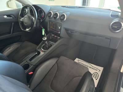 Audi TT Coupe/Roadster 2.0 TDI Coupe quattro — slika 12