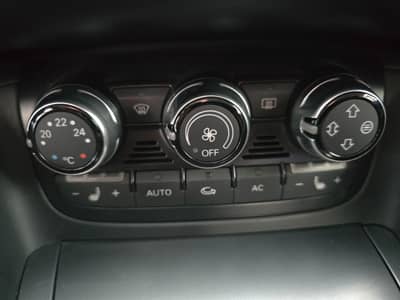 Audi TT Coupe/Roadster 2.0 TDI Coupe quattro — slika 20