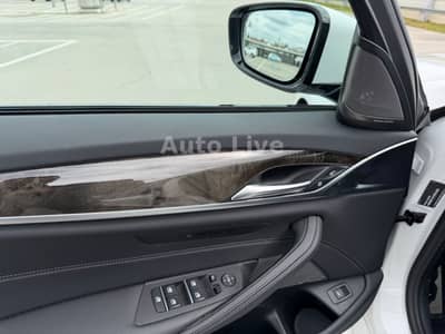 BMW 530i M PAKET*SAG*VIRTU*NAVI*LASER*HEAD-UP*KAMERA — slika 25
