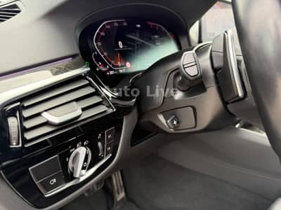 BMW 530i M PAKET*SAG*VIRTU*NAVI*LASER*HEAD-UP*KAMERA — slika 17