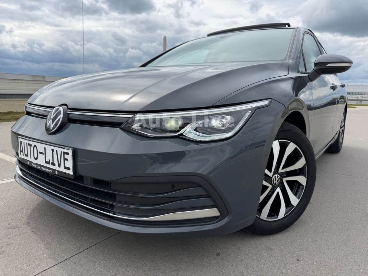 Volkswagen Golf 8 2.0 TDI ACTIVE*DSG*VIR*PAN*IQ-LED*HEAD-UP — slika 1