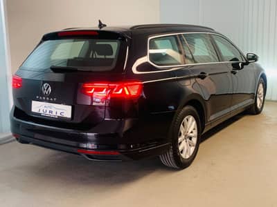Volkswagen Passat Variant Business DSG°MATRIX°ACC°1.Hd° — slika 4
