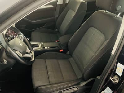 Volkswagen Passat Variant Business DSG°MATRIX°ACC°1.Hd° — slika 22