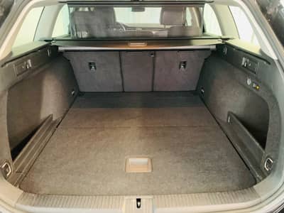 Volkswagen Passat Variant Business DSG°MATRIX°ACC°1.Hd° — slika 7