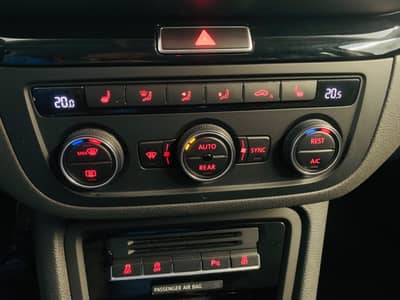 Seat Alhambra Style°7-SITZER°KAMERA°SHZ°Apple-Car° — slika 23