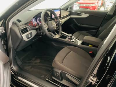 Audi A4 Avant 35 TDI S-tronic°LED°SHZ°NAVI°PDC° — slika 14