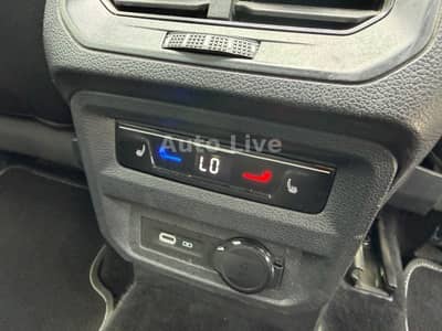 Volkswagen Tiguan Allspace 2.0 TDI DSG*4M*R LINE*7 STZE*360 — slika 31
