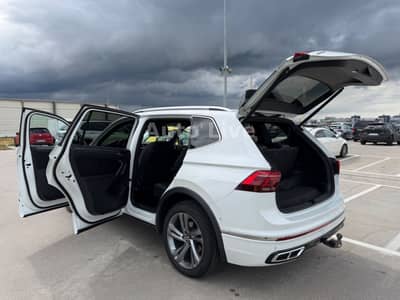 Volkswagen Tiguan Allspace 2.0 TDI DSG*4M*R LINE*7 STZE*360 — slika 37