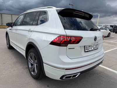 Volkswagen Tiguan Allspace 2.0 TDI DSG*4M*R LINE*7 STZE*360 — slika 3