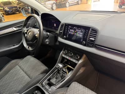 Skoda Karoq Style 4x4/Navi/LED/Kamera/Erster H/TOP — slika 14