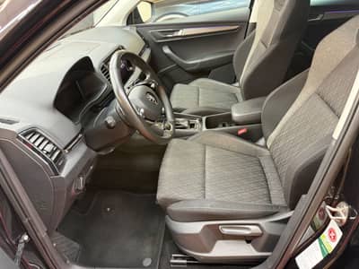 Skoda Karoq Style 4x4/Navi/LED/Kamera/Erster H/TOP — slika 12