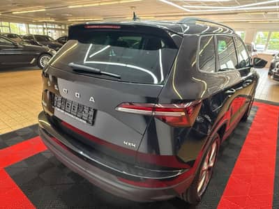 Skoda Karoq Style 4x4/Navi/LED/Kamera/Erster H/TOP — slika 8