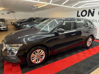 Skoda Octavia Combi Ambition/Navi/LED/SHZ/Erster H/TOP — slika 5