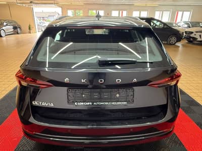 Skoda Octavia Combi Ambition/Navi/LED/SHZ/Erster H/TOP — slika 9