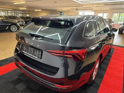 Skoda Octavia Combi Ambition/Navi/LED/SHZ/Erster H/TOP — slika 8
