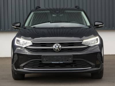 Volkswagen Taigo 1.0 TSI Life 1-Hand LED Navi Virtual SHZ — slika 26