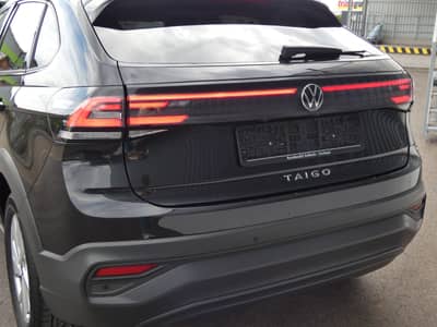 Volkswagen Taigo 1.0 TSI Life 1-Hand LED Navi Virtual SHZ — slika 25