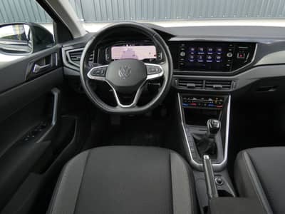 Volkswagen Taigo 1.0 TSI Life 1-Hand LED Navi Virtual SHZ — slika 4