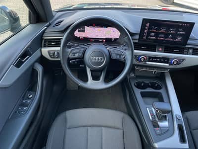 Audi A4 40 TDI quattro S-line Virtual/LED/Assistenz — slika 8