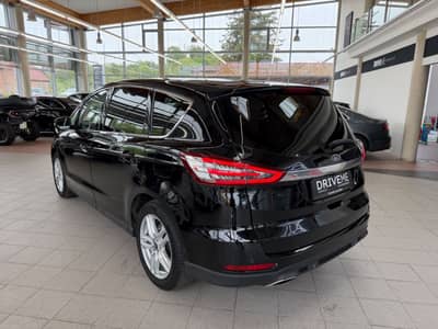 Ford S-Max 2.0 TDCi Titanium AWD 7-Sitzer Pano — slika 7