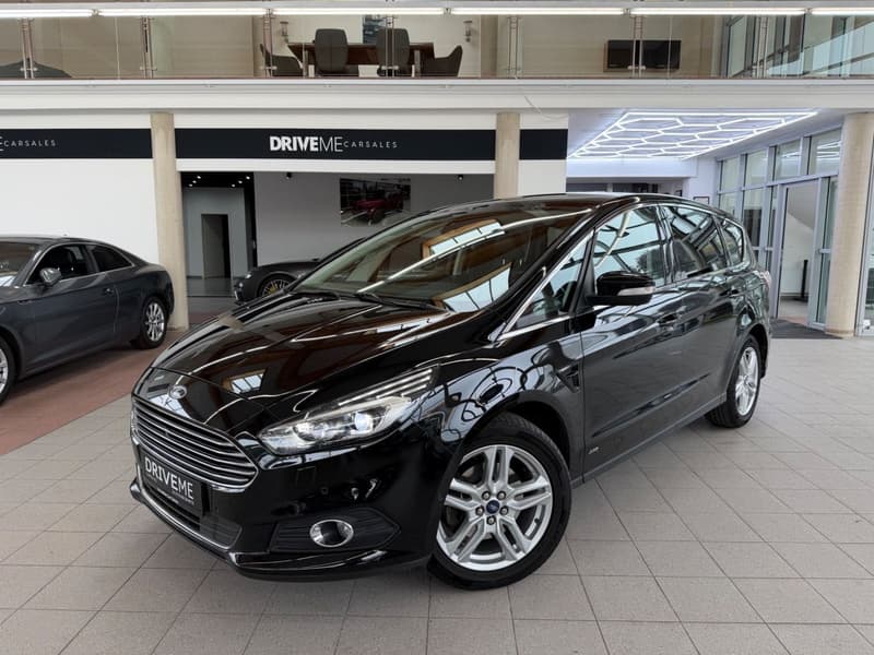 Ford S-Max 2.0 TDCi Titanium AWD 7-Sitzer Pano