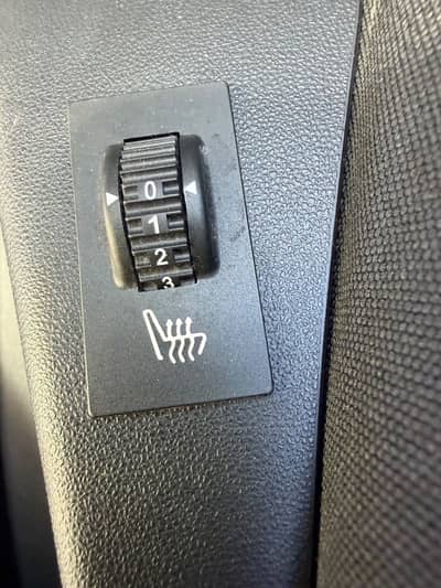Peugeot 2008 Active*KLIMA*105.000km*PDC*Sitzheizung* — slika 19