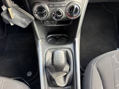 Peugeot 2008 Active*KLIMA*105.000km*PDC*Sitzheizung* — slika 16