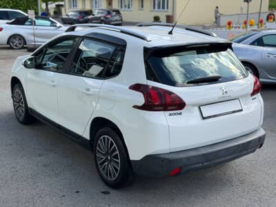 Peugeot 2008 Active*KLIMA*105.000km*PDC*Sitzheizung* — slika 9