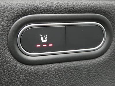 Mercedes-Benz A 180 d Lim 8G DCT LED Navi Teilleder Kamera 18" — slika 16