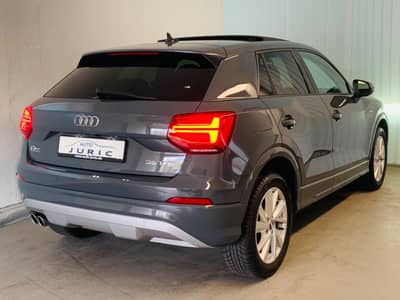 Audi Q2 35 TFSI S line°KAMERA°PANORAMA°AHK°1.Hd° — slika 4