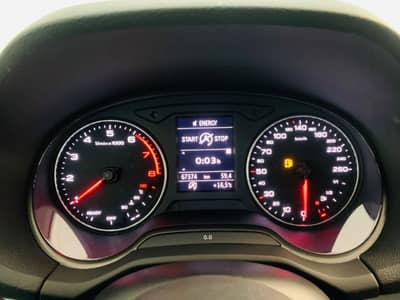 Audi Q2 35 TFSI S line°KAMERA°PANORAMA°AHK°1.Hd° — slika 14