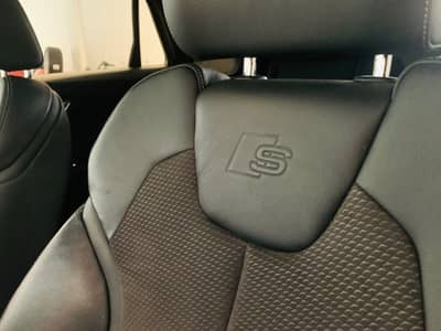 Audi Q2 35 TFSI S line°KAMERA°PANORAMA°AHK°1.Hd° — slika 22